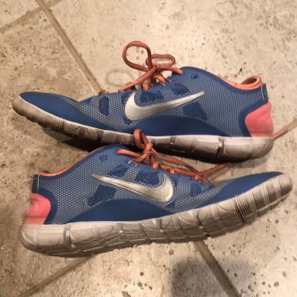 Nike Women’s Training Shoes - Picture 3 of 8